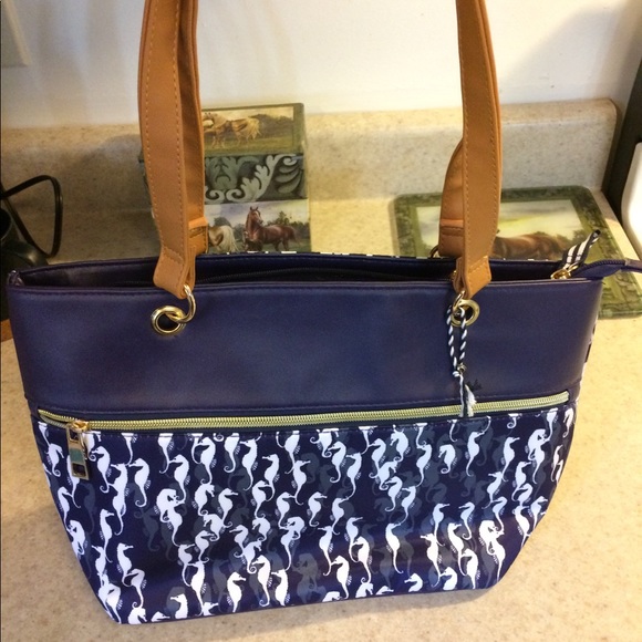 Tackle& Tides Handbags - Tackle & Tides Navy seahorse purse handbag NWOT